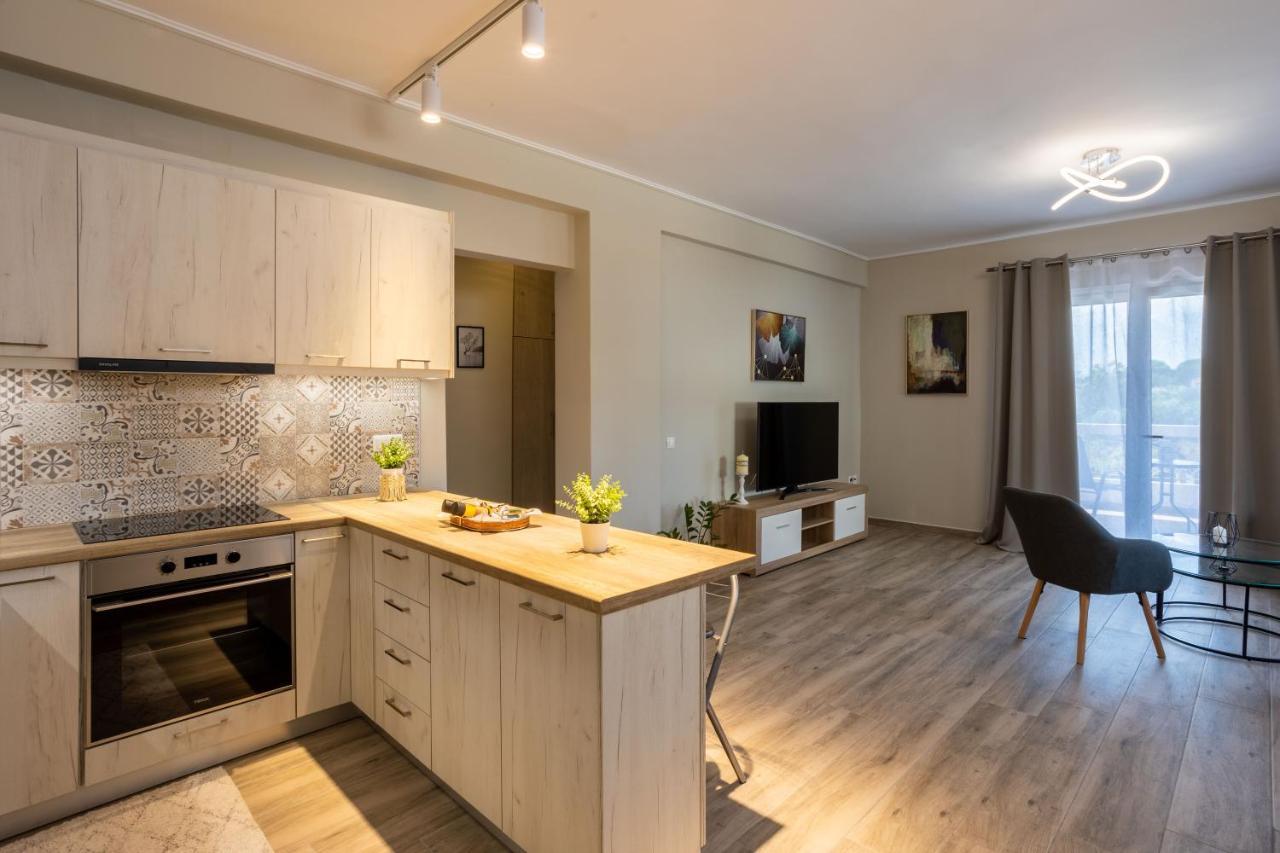 Luxury & Cozy Apartment Messíni Buitenkant foto